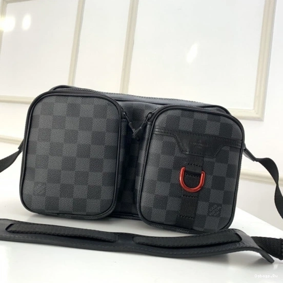 BAG LOUIS VUITTON MESSENGER UTILITY 0103